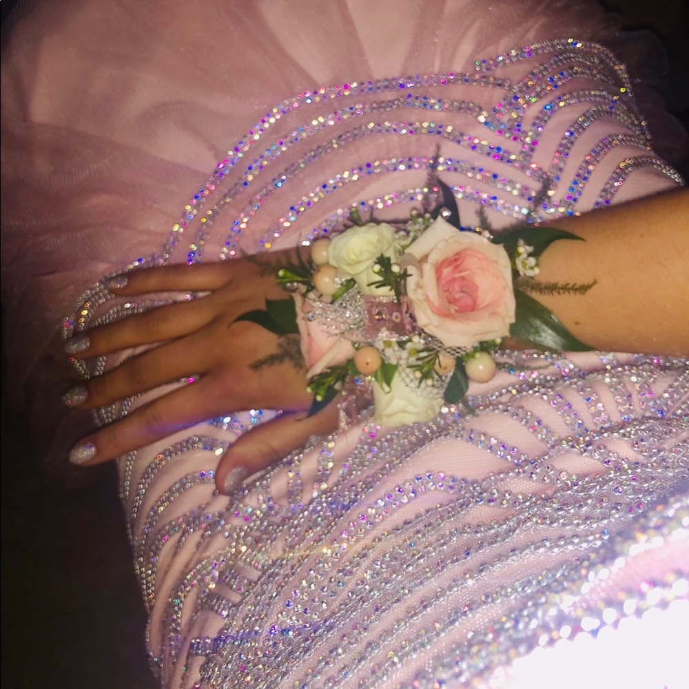 Dress - Picture 2 of 7